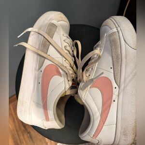 Nike Blazers Pink 8.5